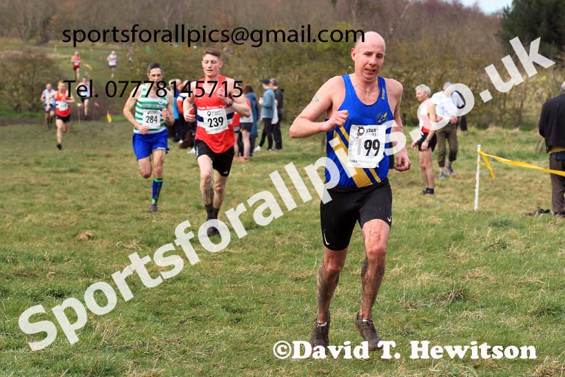 Men 35 to 60 in the 2023 BMAF Cross Country Champs., Wallsend. Photo: David T. Hewitson/Sports for All Pics
